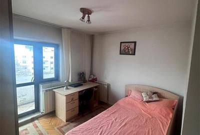 Apartament cu 3 camere decomandat în Tineretului - 6