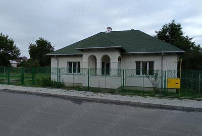 Casă cu 3 camere cu Teren 860 Mp în Târgu Ocna - 4