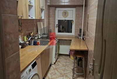 Garsonieră decomandată în Apărătorii Patriei - 3