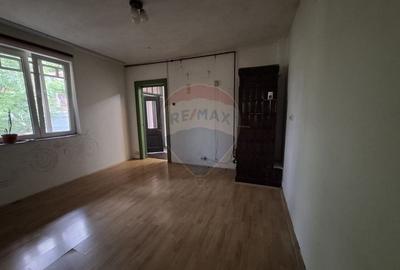 Casă cu 2 camere cu Teren 140 Mp în Eroii Revoluției - 3