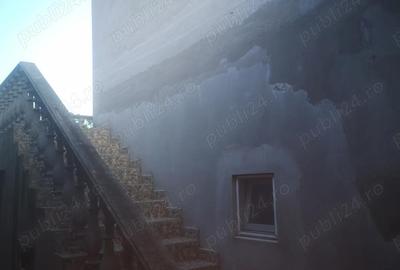 Casă cu 6 camere în Dragalina - 1