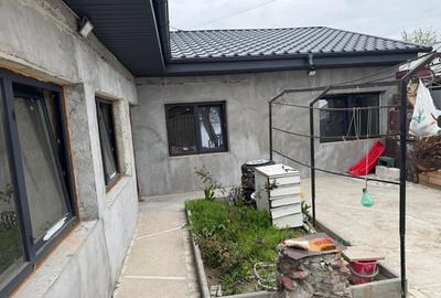 Casă cu 3 camere cu Teren 170 Mp în Nord