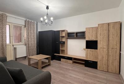 Inchiriere apartament o camera zona Dambovita - 1