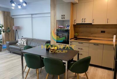 Apartament cu 3 camere decomandat, mobilat în Berceni