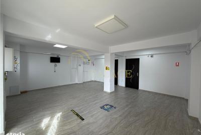 Spațiu comercial, de 59 mp, în Bârnova