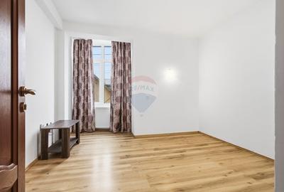 Apartament spatios cu 5 camere de vanzare I Comision 0% - 8