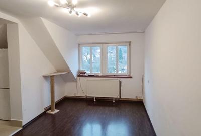 Apartament cu 2 camere, mobilat în Schei - 4