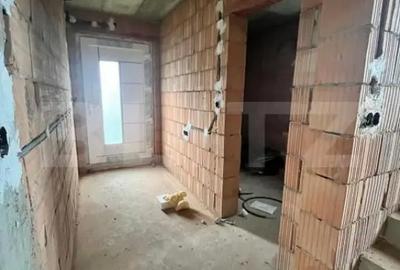Casă cu 4 camere cu Teren 1000 Mp în Central - 7