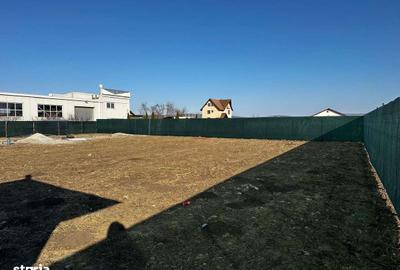 Teren de 800 mp, în Bod