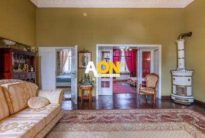 Casă individuală cu 6 camere cu Canalizare în Central - 5