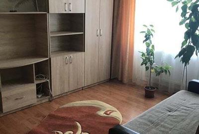 Garsonieră decomandată în Domenii