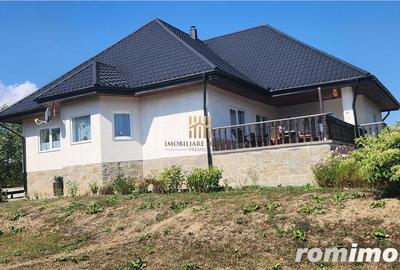 Poveste de Toamna Casa in Bucovina De Vanzare 0727817187 - 14