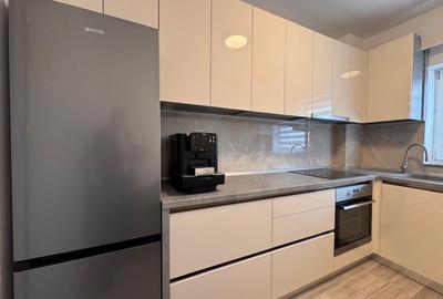 Apartament cu 2 camere decomandat, mobilat în Tractorul - 10