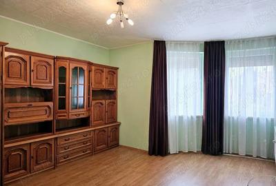 Casă cu 5 camere în Episcopia Bihorului - 1