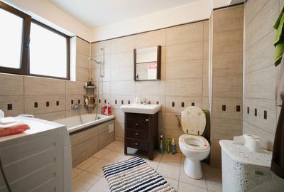 Apartament 4 camere transformat in 3 camere, Parcare, Prl Ghencea Apartament 4 camere transformat in 3 camere, Parcare, Prl Ghencea - 16