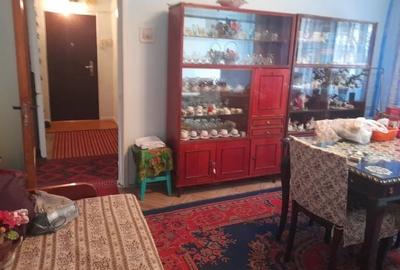 Apartament cu 3 camere decomandat, mobilat în Titan - 1