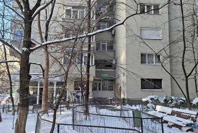 Apartament cu 4 camere decomandat în Clucerului - 1