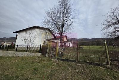 Vila de vacanta cu 4 camere de vanzare in Valea Doftanei - 3