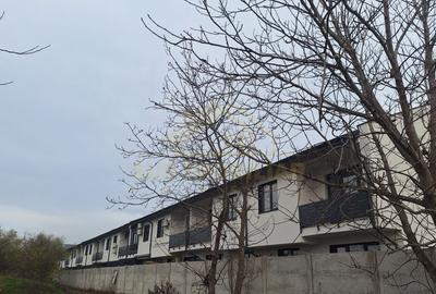 Casă cu 4 camere cu Canalizare în Central - 27