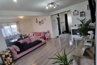 A 35 Proprietarul vinde casa amenajata ,mobilata ,utilata ,nou , Margineni Bacau, 90 mp cu teren - 3