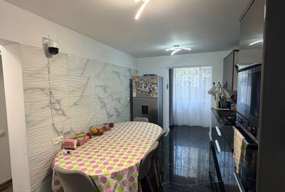 Apartament cu 2 camere decomandat în Plantelor - 7