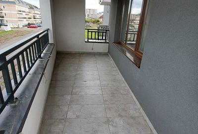 Apartament cu 3 camere decomandat în Tractorul - 6