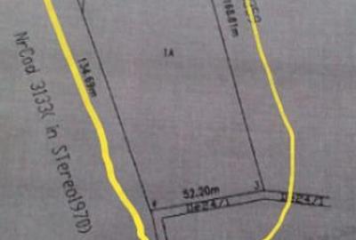 Teren de 8900 mp, în Lupăria - 2