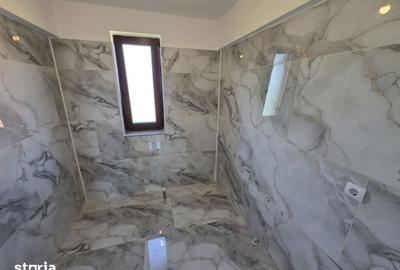 Casă cu 4 camere cu Canalizare în Hărman - 2