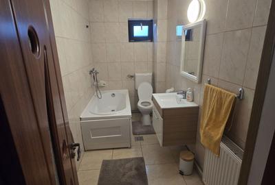 Casă cu 4 camere în Central - 8