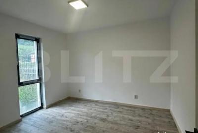 Casă cu 5 camere cu Teren 500 Mp în Central - 14