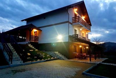 Casa / pensiune , Baciu, Cluj