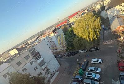 Garsonieră decomandată în Central - 10