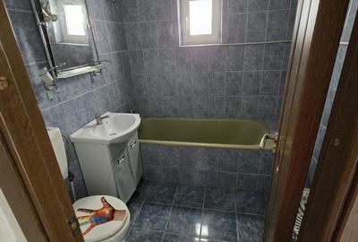 Apartament cu 3 camere semidecomandat în Central - 7