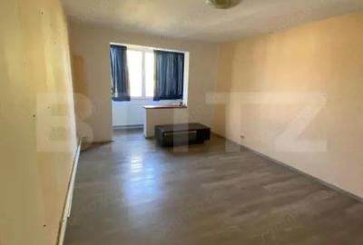 Apartament cu 3 camere decomandat, mobilat în Central - 1