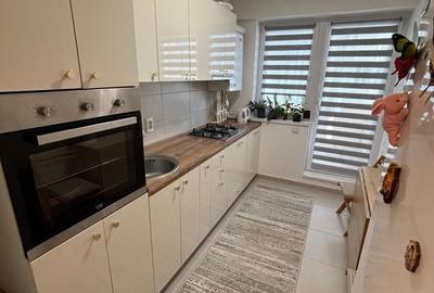 Apartament cu 3 camere semidecomandat în Central - 5