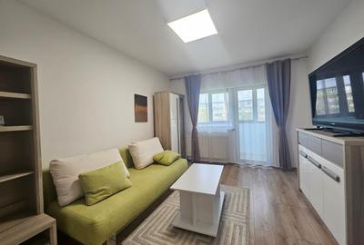 Garsonieră decomandată, mobilată în Găvana 3 - 4