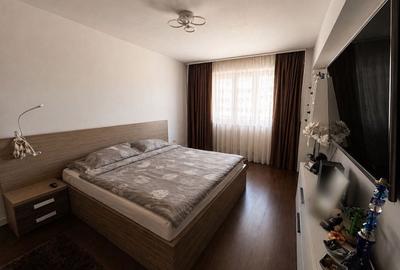 Apartament cu 3 camere semidecomandat în Central - 2