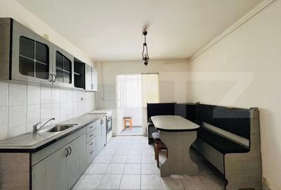 Apartament cu 2 camere, etaj 2, decomandat, zona Parcul Teilor - 1