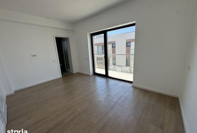 Casă cu 4 camere cu Teren 250 Mp în Central