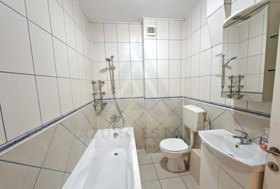 Apartament 2 camere 64 mp utili pivnita si parcare privata in Strand - 11