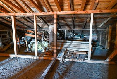 Casă individuală cu 6 camere cu Canalizare în Bucov - 11