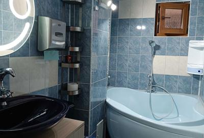 Apartament cu 3 camere decomandat în Micro 20 - 8