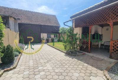 Casă individuală cu curte 867 mp, foișor și anexă - Turnișor, Sibiu - 2