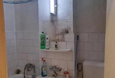 Apartament cu 2 camere decomandat în Solidarității