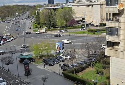 Apartament cu 3 camere decomandat în Victoriei - 10