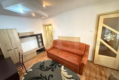 Apartament cu 2 camere semidecomandat, mobilat în Valea Rosie
