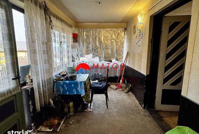 Casă cu 3 camere decomandat cu Teren 1554 Mp în Poiana - 4