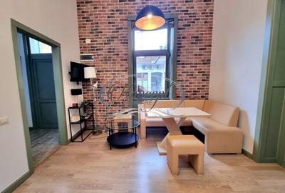 Inchiriere apartament in cladire istorica in zona Central Shopping Center - 7