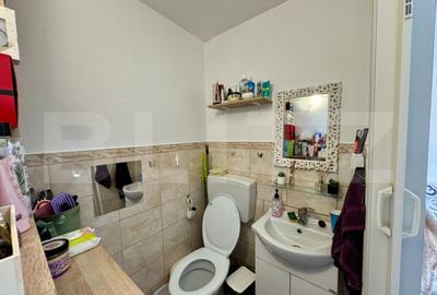 Casă cu 5 camere cu Canalizare în Central - 3