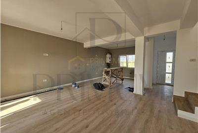 Duplex cu 4 camere cu Canalizare în Moșnița Nouă - 8